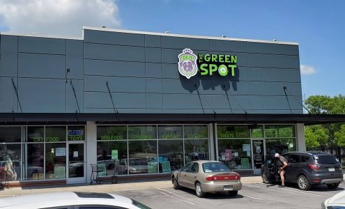 Shoppes At Aksarben Village