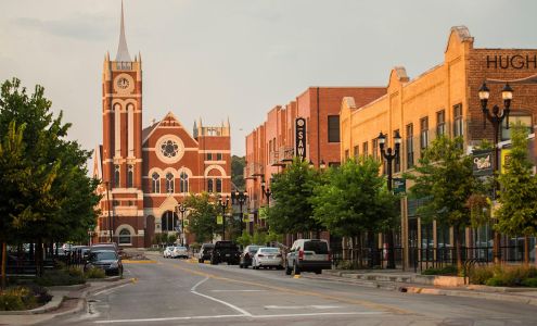 Holiday Inn & Suites Council Bluffs-I-29, an IHG Hotel