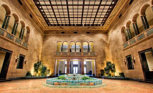 Holiday Inn Express & Suites Omaha Downtown - Old Market, an IHG Hotel
