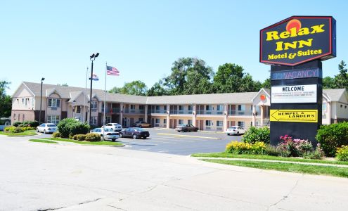 Relax Inn Motel & Suites