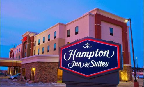 Hampton Inn and Suites Bismarck Northwest