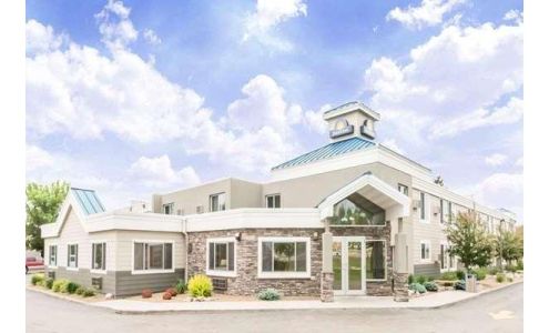 Days Inn by Wyndham Bismarck