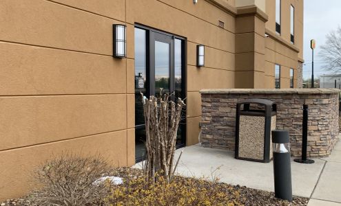 Hampton Inn & Suites Clarksville