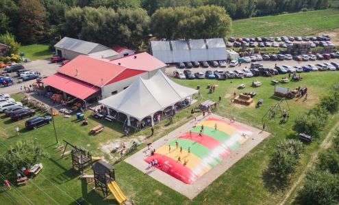 Potager Mont-Rouge Halte Gourmande | Verger & Boutique | Orchard Rougemont