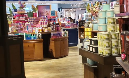 Bath & Body Works