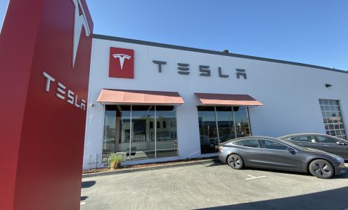 Tesla Supercharger