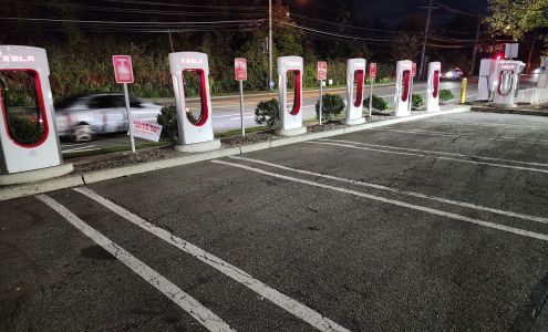 Tesla Supercharger