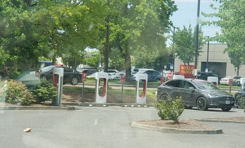 Tesla Supercharger