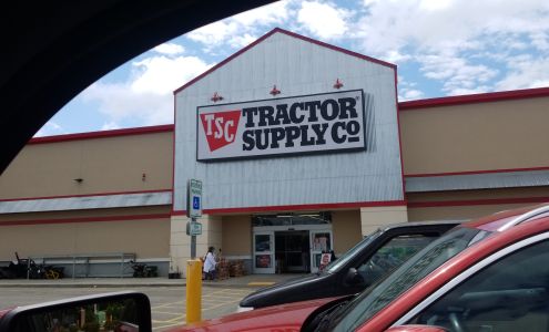 Tractor Supply Fairhaven