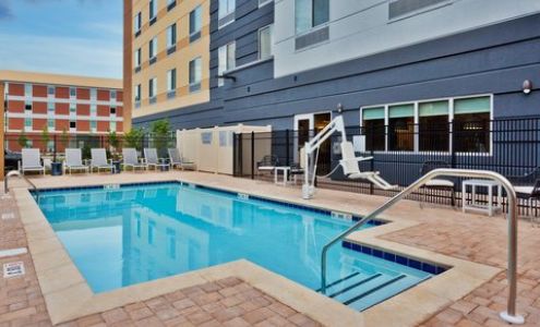Fairfield Inn & Suites Birmingham Colonnade/Grandview