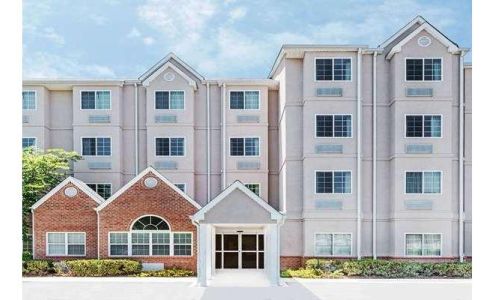 Microtel Inn & Suites by Wyndham Tuscaloosa Near University