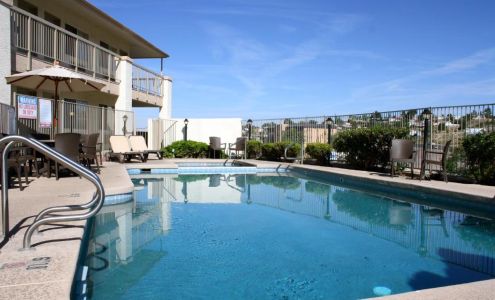 Days Inn by Wyndham Globe