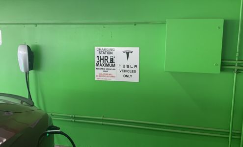 Tesla Destination Charger