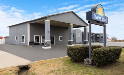 Days Inn by Wyndham Carlisle