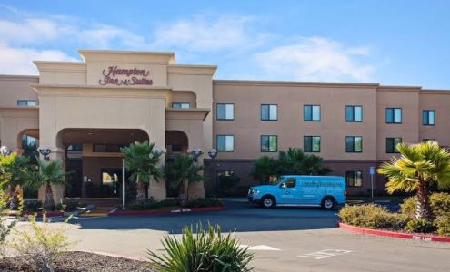 Hampton Inn & Suites Oakland Airport-Alameda