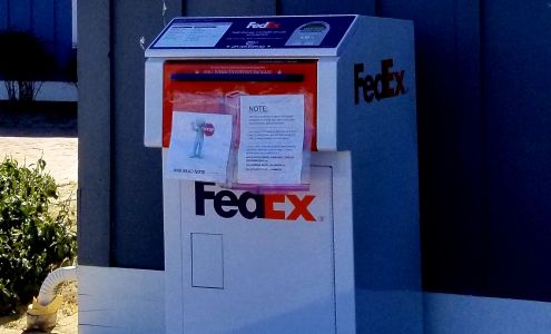 FedEx Drop Box