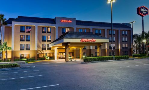 Spark by Hilton Bakersfield Central