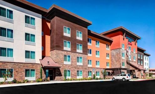 TownePlace Suites Bakersfield West