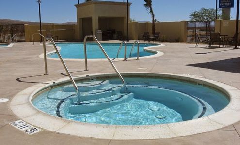 Hampton Inn & Suites Barstow