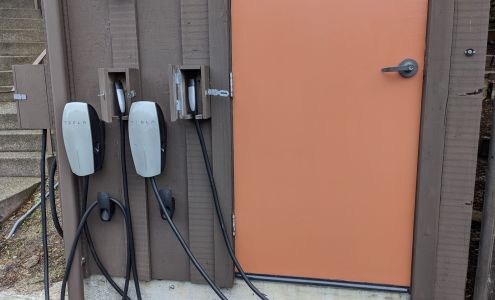 Tesla Destination Charger