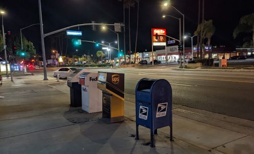 FedEx Drop Box