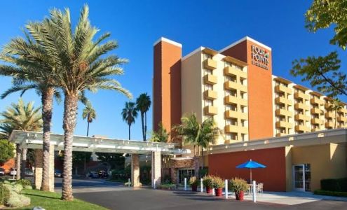 Four Points by Sheraton Los Angeles Westside