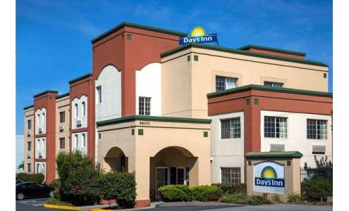 Days Inn by Wyndham Fremont