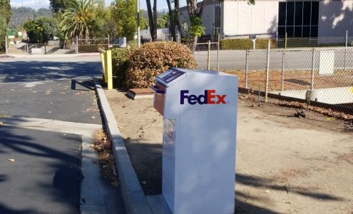 FedEx Drop Box