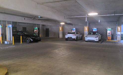 Tesla Destination Charger