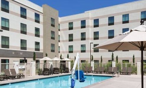 Hampton Inn & Suites Temecula