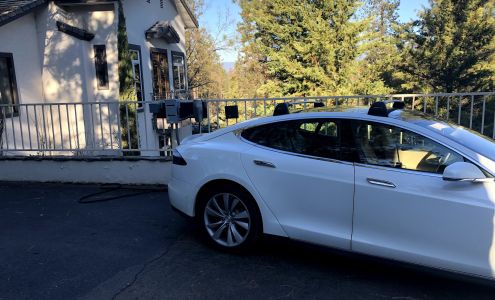 Tesla Destination Charger