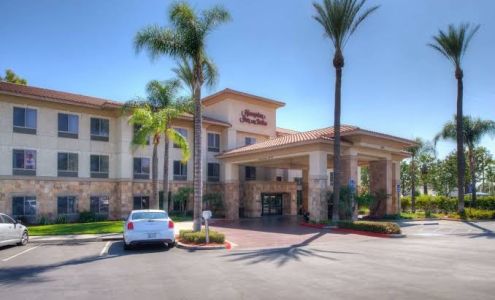 Hampton Inn & Suites Ontario