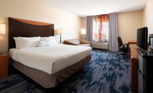 Fairfield Inn & Suites Redding