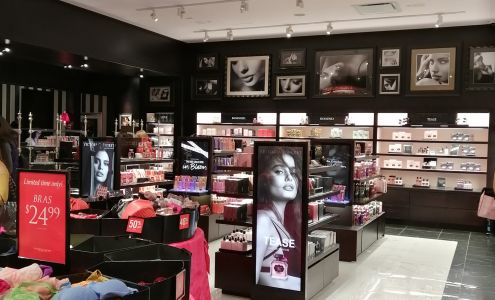 Victoria's Secret & PINK by Victoria's Secret