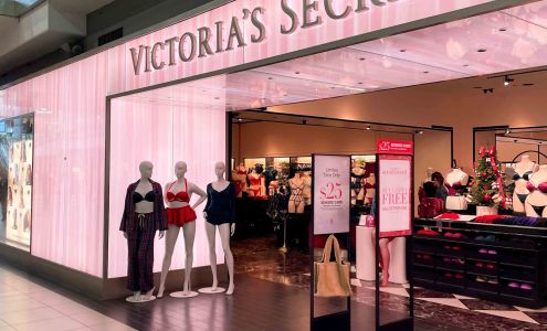 Victoria's Secret & PINK by Victoria's Secret