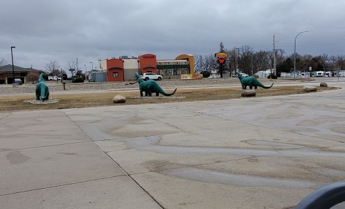 Sinclair Sheldon Plaza