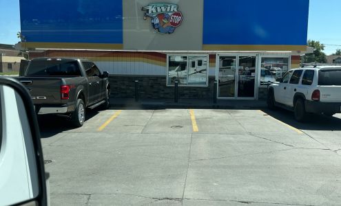 Sinclair Gas Station