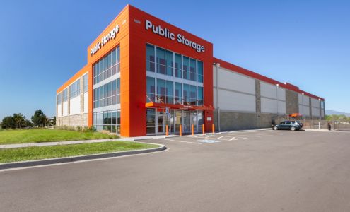Public Storage