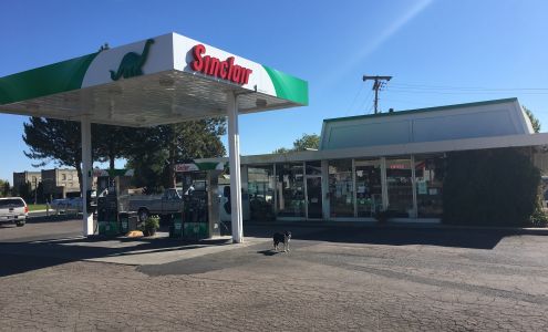 Sinclair Gas Station