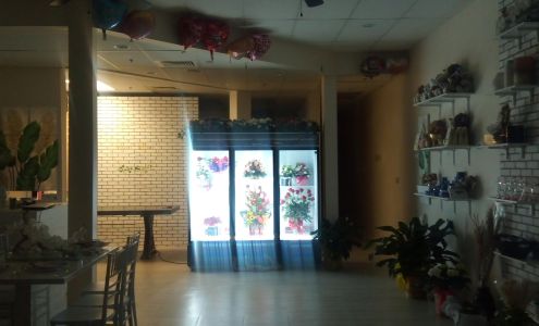 Roses and Blooms LLC