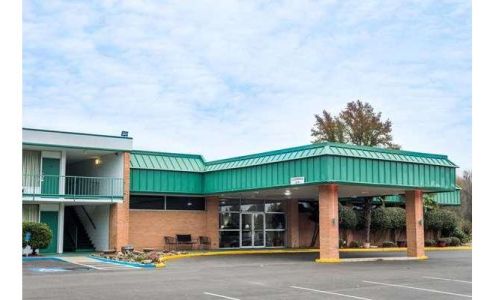 Super 8 by Wyndham Hope