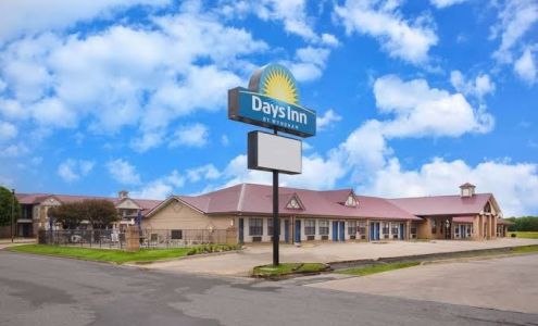 Days Inn by Wyndham Lonoke