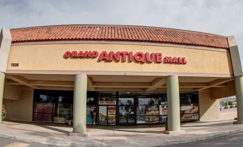 Superstition Grand Antique Mall
