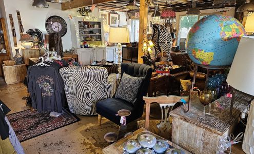 Rewind Consignment & Vintage