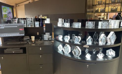 Gift It 3D - 3D Crystal Memorials, Awards & Customized Gifts - Virginia Beach, VA