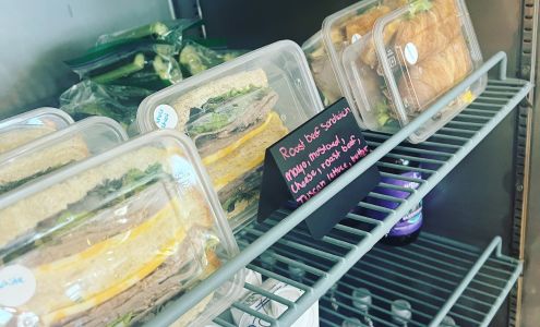 The Nest Cafe & Boutique