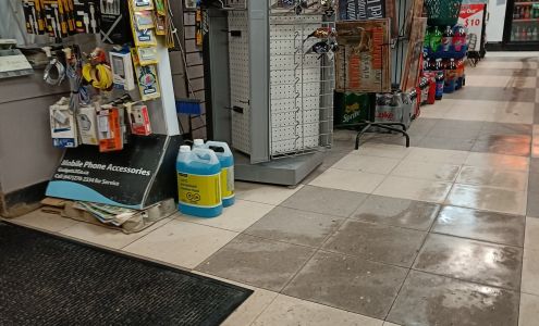 Mac's Convenience Store