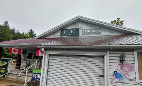 Big Cedar Country Store (LCBO & Beer Store Agency) Lakefield