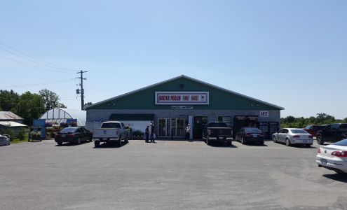 Stone Mills Family Market Tamworth