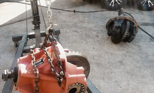 Interstate diesel repair 2100 Magnolia Pisgah Rd, Summit Mississippi 39666